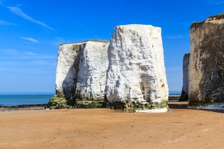 Picturesque Seaside Cottage Next To Viking Bay - Broadstairs Exterior photo