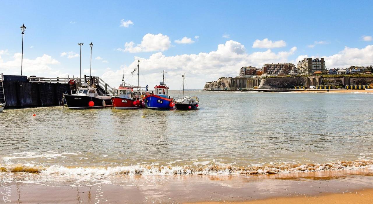 Picturesque Seaside Cottage Next To Viking Bay - Broadstairs Exterior photo